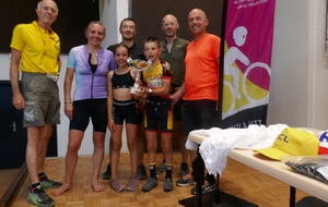 Remise de la coupe à la famille la plus nombreuse